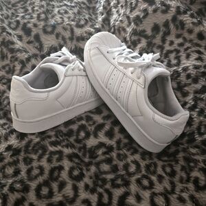 Little Kids' adidas Originals Superstar Shoe Size 1 Little Boys or Girls!